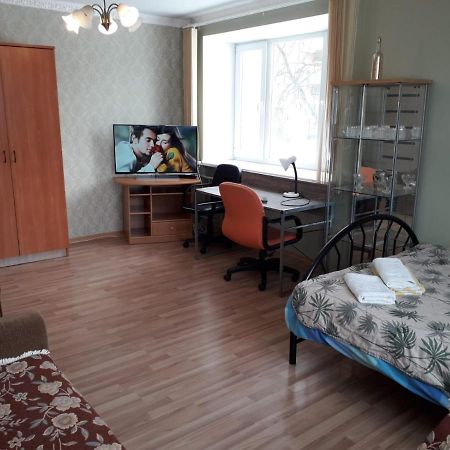 Апартаменты Vienibas 38A Даугавпилс Экстерьер фото